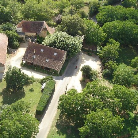 La Ferme De Maraval Bed & Breakfast Cenac-et-Saint-Julien Bagian luar foto