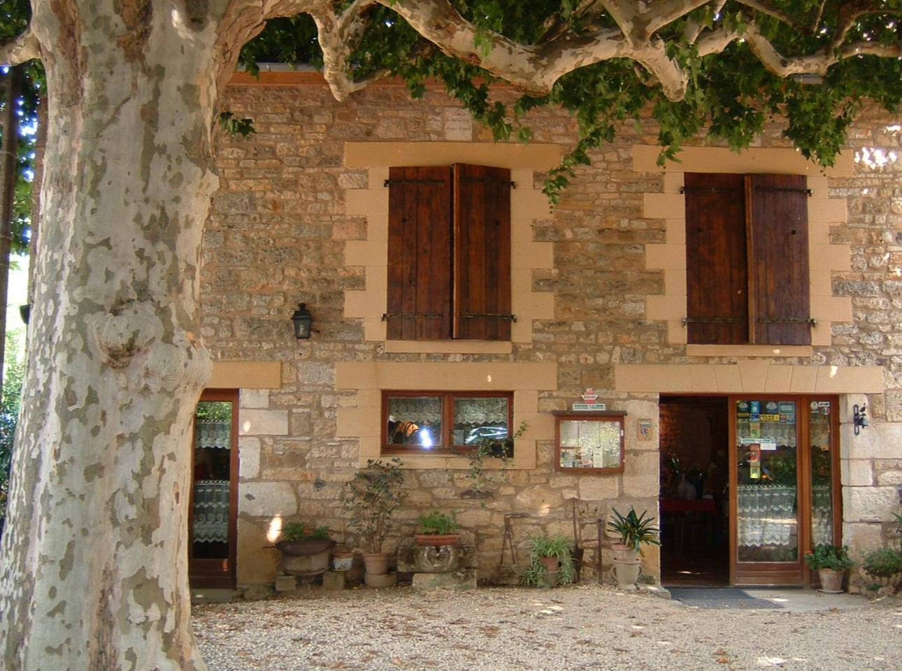 La Ferme De Maraval Bed & Breakfast Cenac-et-Saint-Julien Bagian luar foto