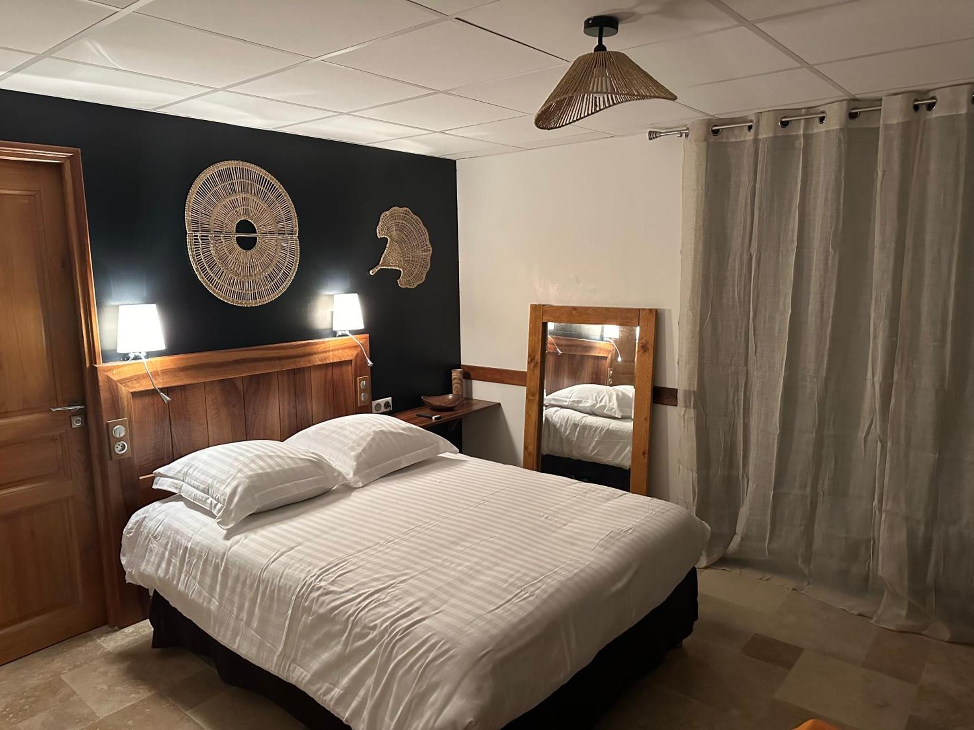 La Ferme De Maraval Bed & Breakfast Cenac-et-Saint-Julien Bagian luar foto