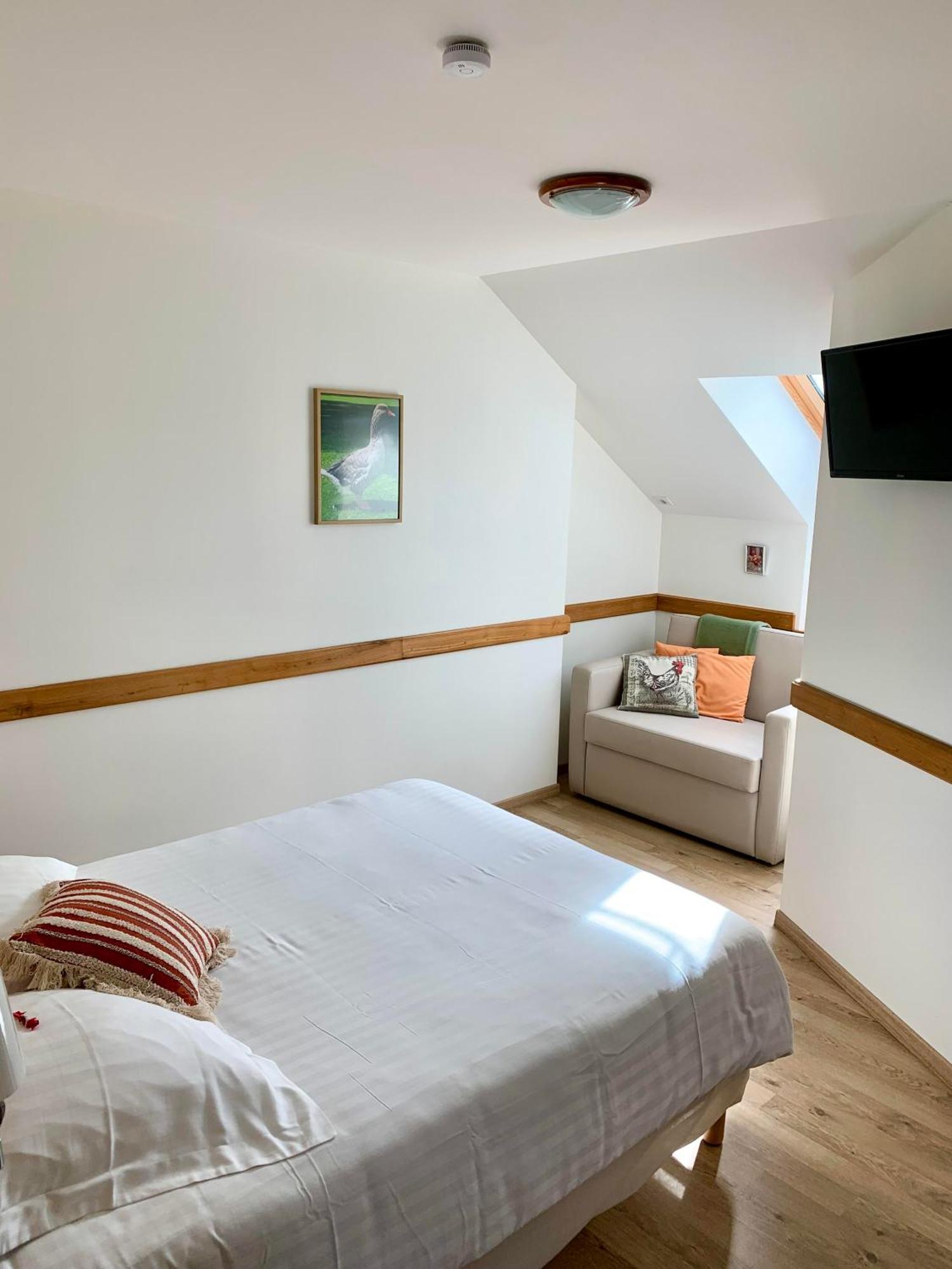 La Ferme De Maraval Bed & Breakfast Cenac-et-Saint-Julien Bagian luar foto